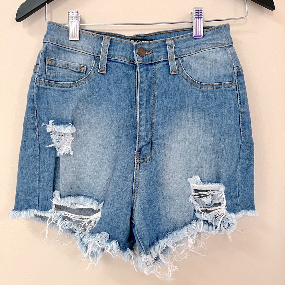 Fashion Nova High Rose Cut off shorts size 9